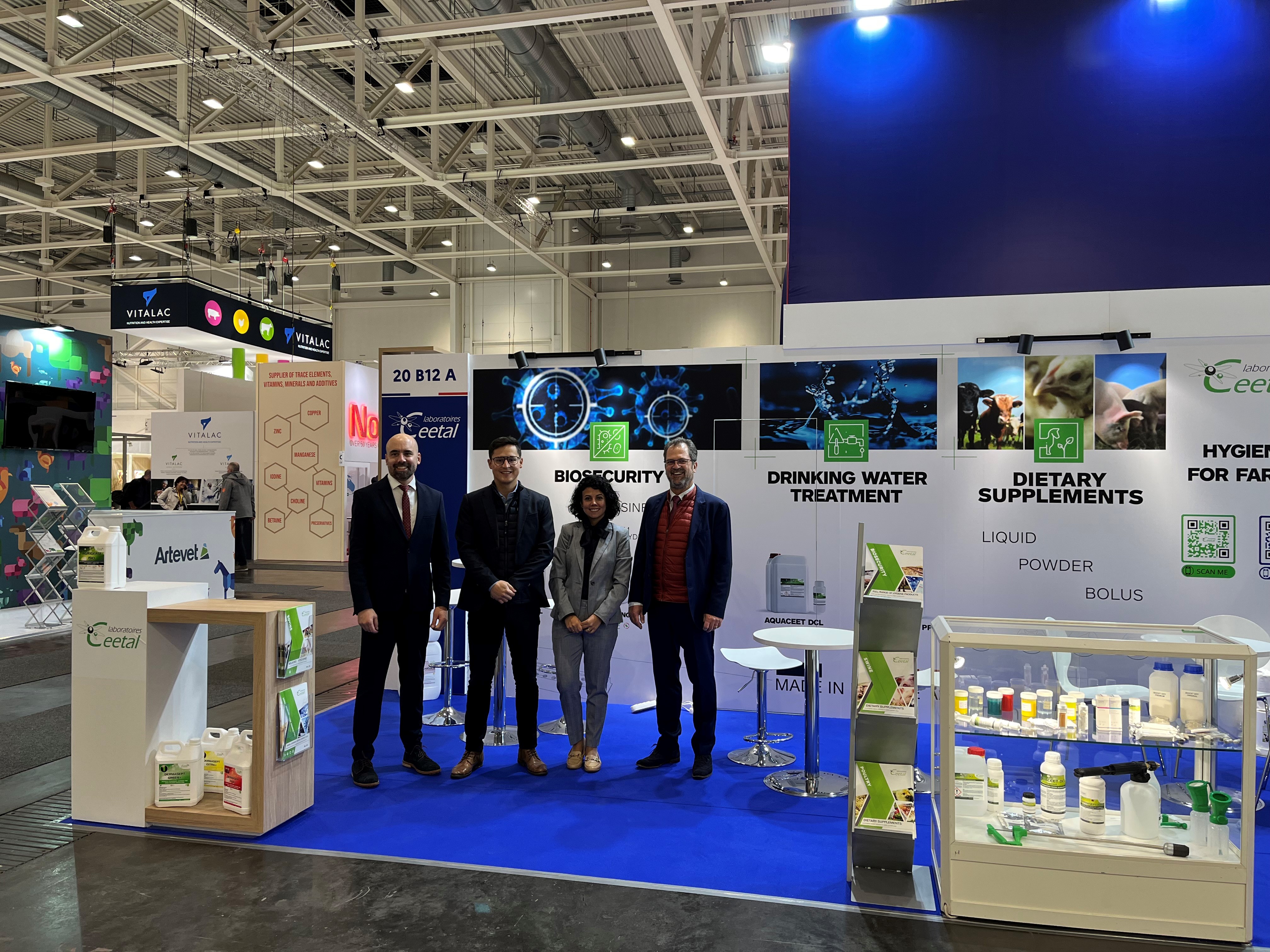 our_team_on_EuroTier2022